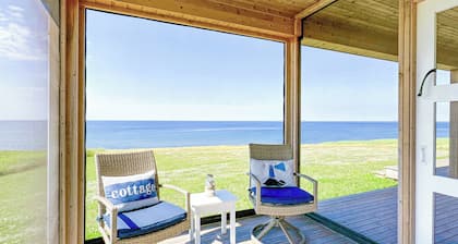 Charming 4BR, 2.5BA waterfront cottage in Eastern PEI - ideal summer getaway!