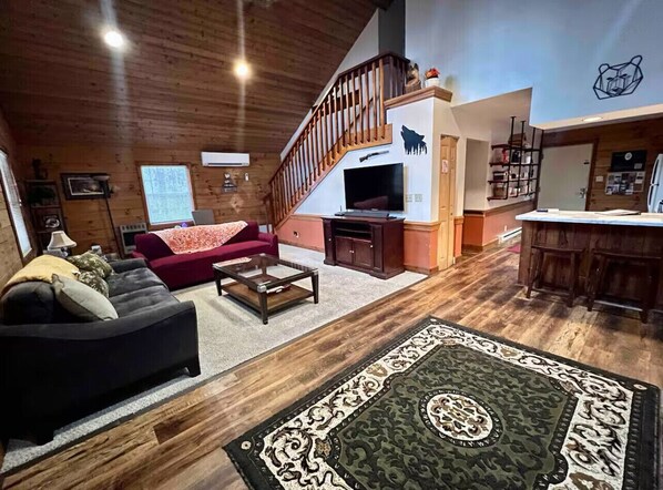 TV, fireplace - Forest Cabin Minutes from Stone Mountain, NC (Wilkes County)