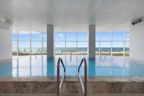 Indoor pool - Island Tower 1702 by Liquid Life (Gulf Shores)