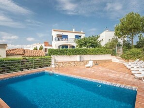 Pool - Global Garbinell I - By Global Rental Holidays 5847 (L'Escala)
