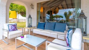 Villa, 5 chambres, terrasse | Terrasse/Patio
