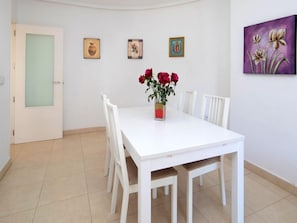 Casa, 2 quartos, terraço | Opções para refeição