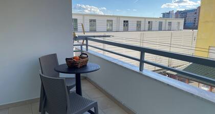 Next to the South&North Terminal Apartment