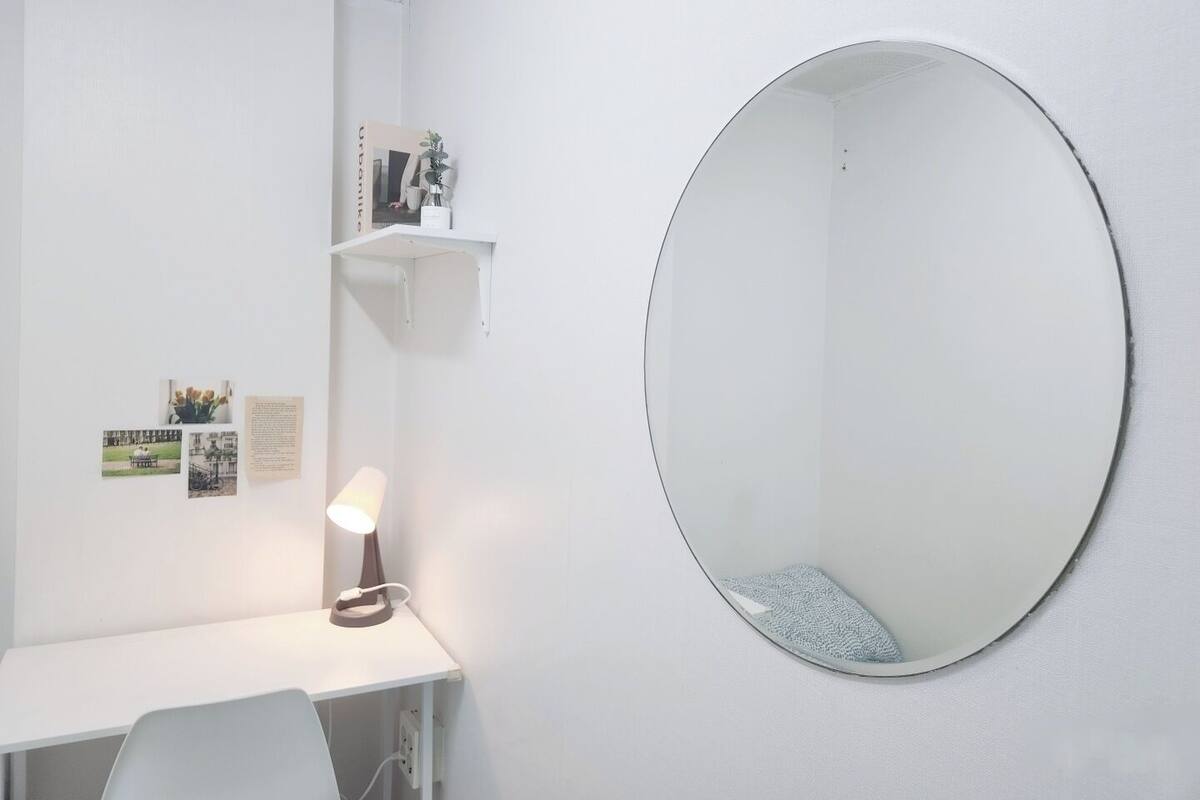 Deluxe Room, Women only, Non Smoking, Shared Bathroom(406)(Self check-In Hotel,Please contact HOTEL) | 免費 Wi-Fi、床單