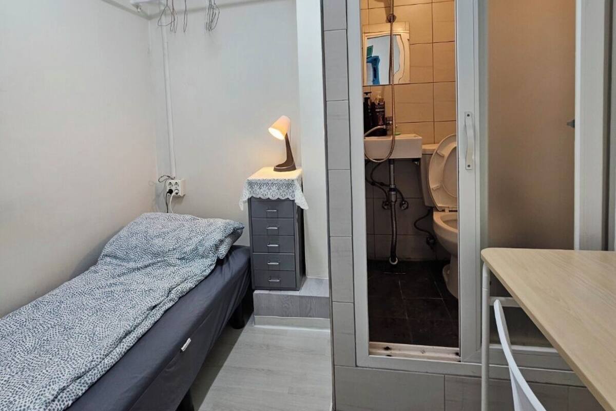 Deluxe Room, Women only, Non Smoking,Private Bathroom(303)(Self check-In Hotel,Please contact HOTEL) | 免費 Wi-Fi、床單
