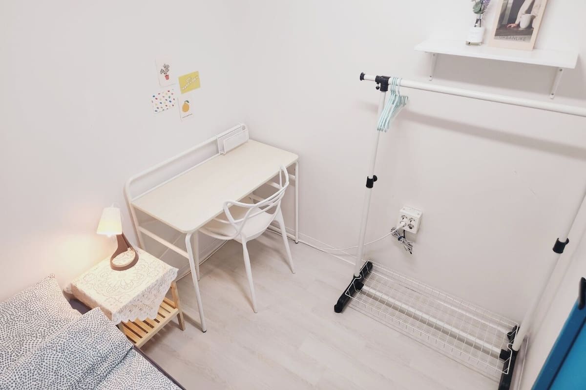 Deluxe Room, Women only, Non Smoking, Shared Bathroom(307)(Self check-In Hotel,Please contact HOTEL)