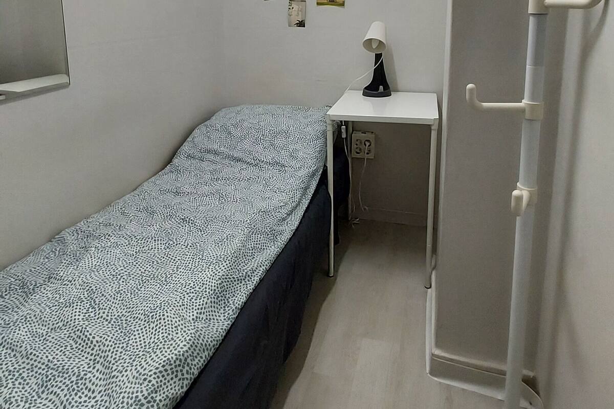 Deluxe Room, Women only, Non Smoking, Shared Bathroom(317)(Self check-In Hotel,Please contact HOTEL) | 免費 Wi-Fi、床單