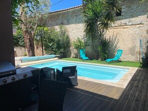 Beheizter Pool