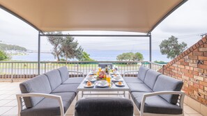 Outdoor dining - A Yachtsman Rest, 3-37 Victoria Pde - stunning unit with stunning views (Nelson Bay)