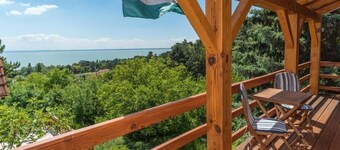 Soós Villa Balaton with Jacuzzi