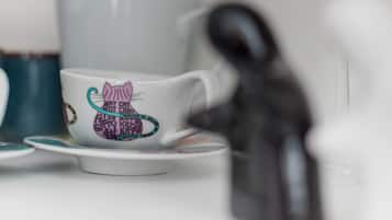 Kaffee und/oder Kaffeemaschine