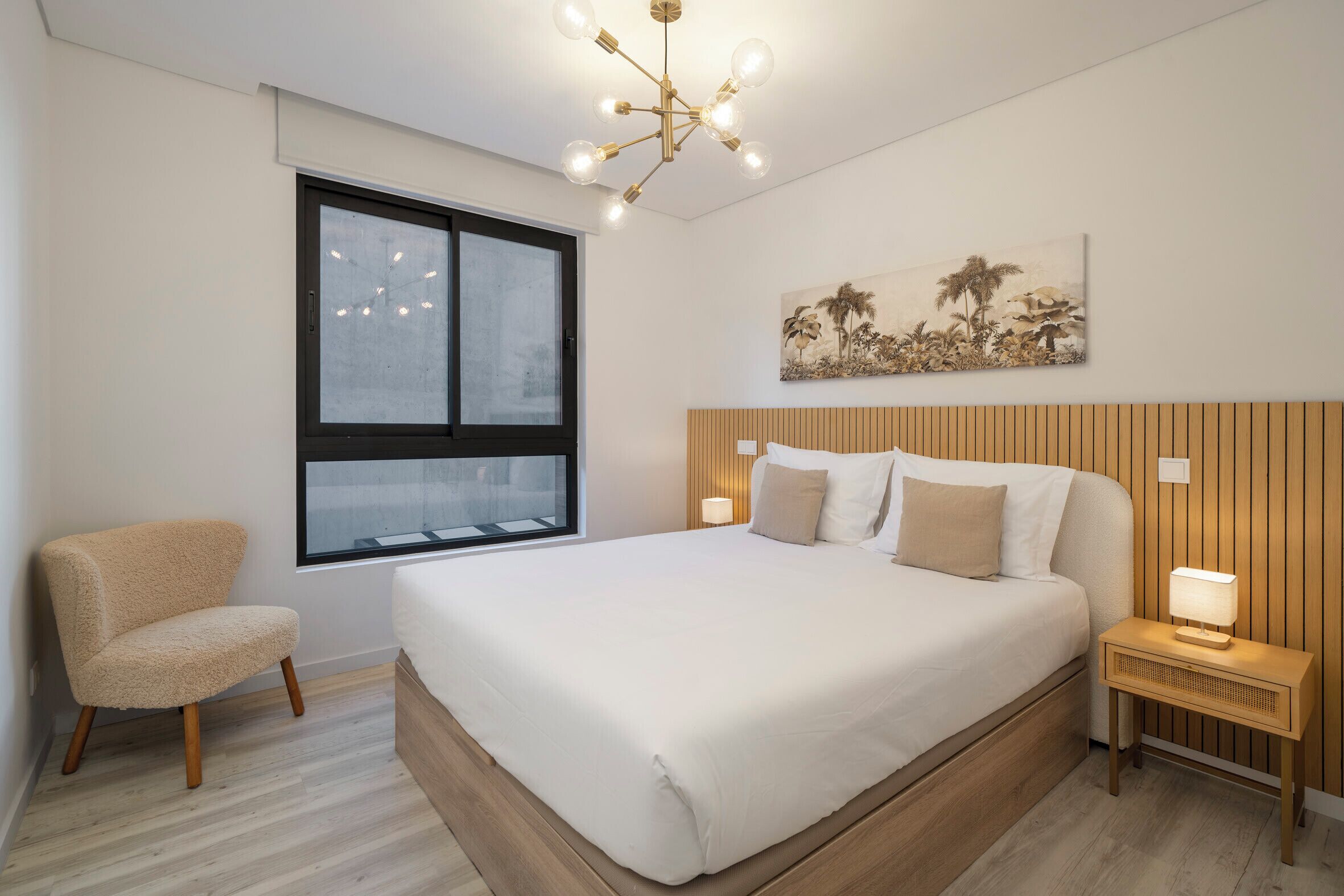 2 chambres, fer et planche à repasser, Wi-Fi, draps fournis