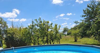 FARMHOUSE 10 MINUTES FROM FUTUROSCOPE