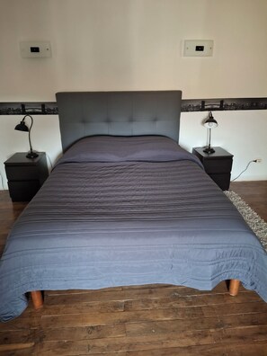 3 多间卧室、WiFi、床单