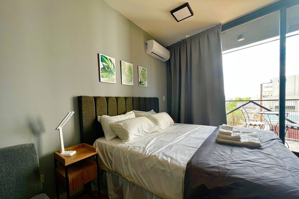 Basic Apartment, 1 Queen Bed, Balcony, City View | 1 bedroom, WiFi (free)