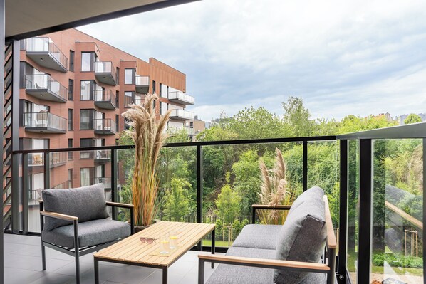 Deluxe Apartment | Balcony