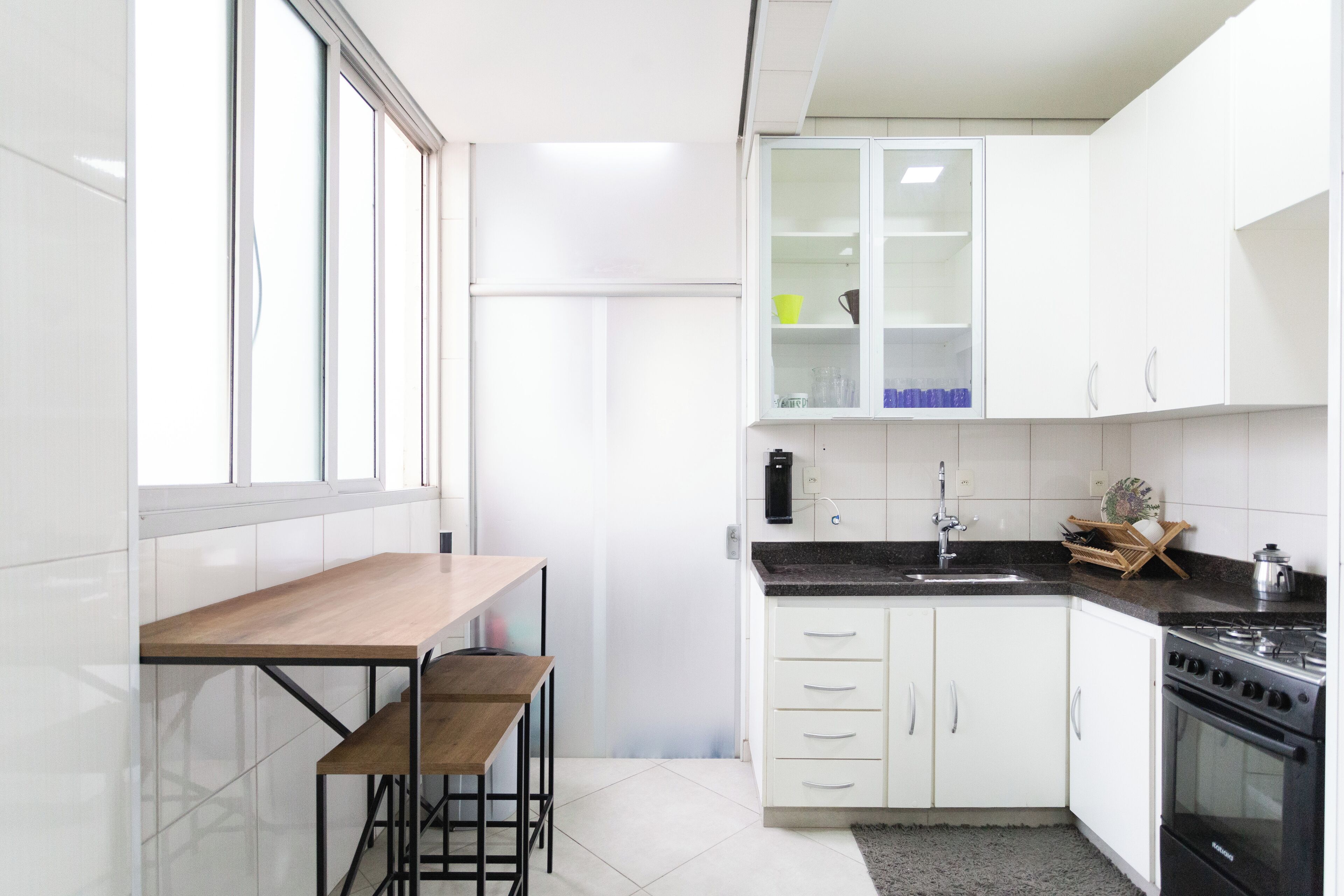 Studio | Shared kitchen | Shared fridge, microwave, oven, cookware/dishes/utensils