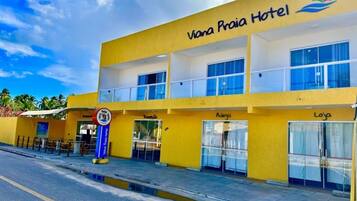 Fachada da propriedade