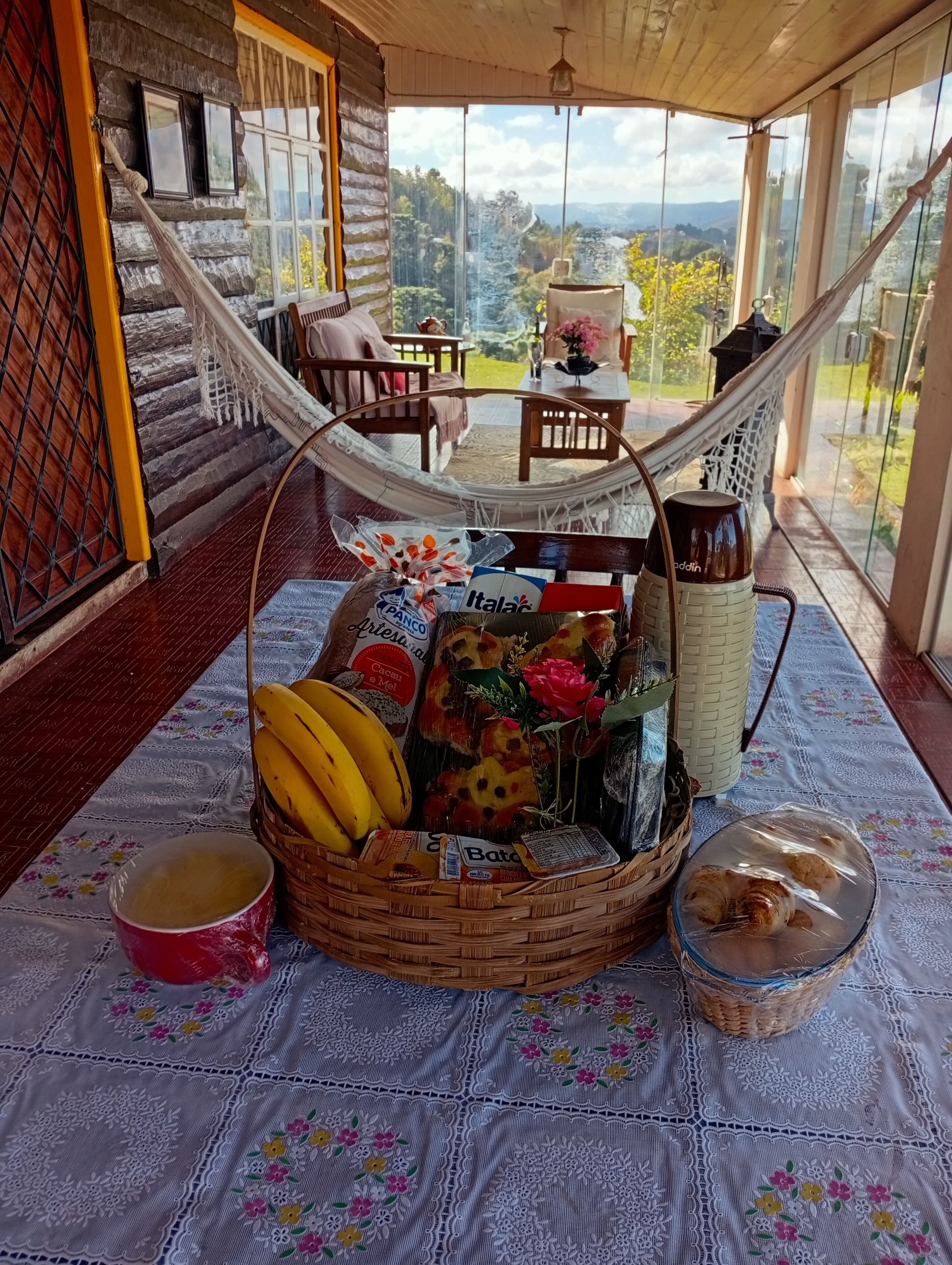 Chalet, Patio, Garden View | Living area