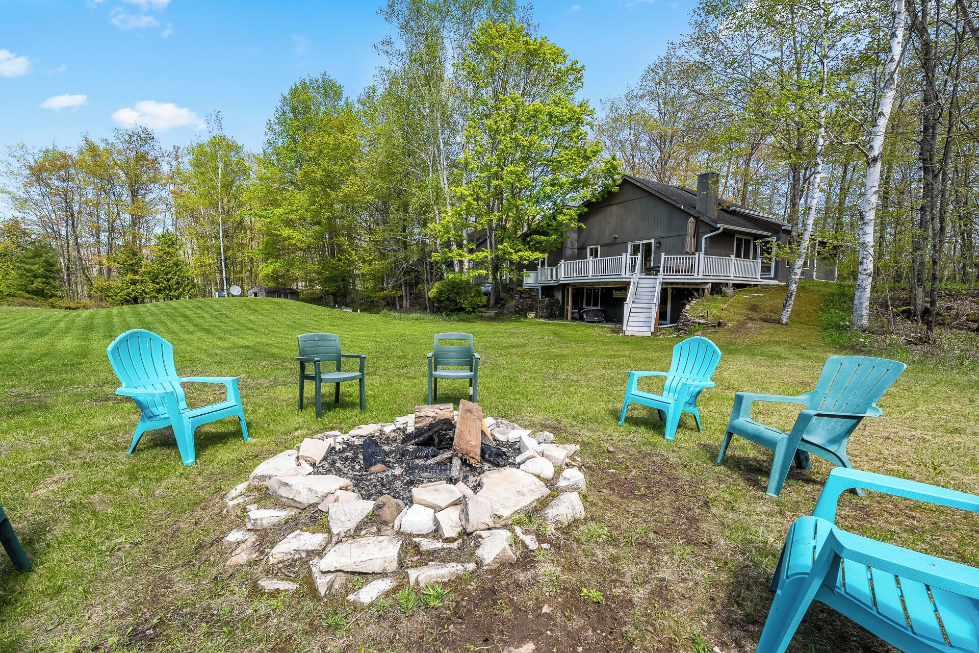 Fire pit with several chairs!