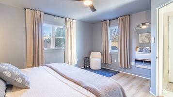 3 bedrooms, desk, iron/ironing board, travel cot