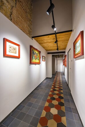 Interior - La Pinacoteca - G. Gigante (Naples)