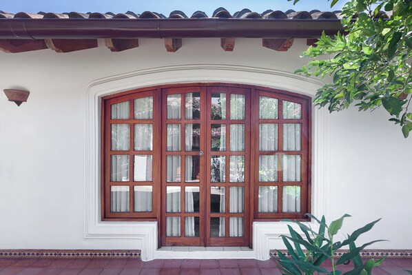 Exterior detail - Classic Double full size bedroom (Granada)