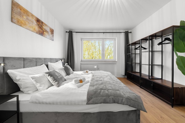 3 bedrooms, desk, iron/ironing board, WiFi