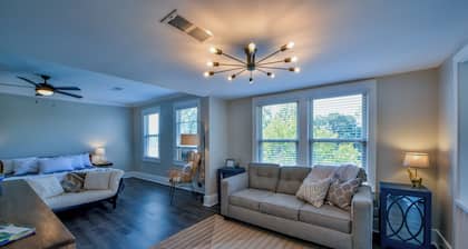 Oak-Apt.3 - Book for 30 days or longer!