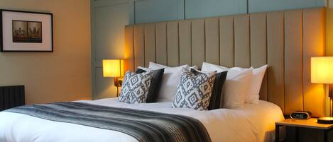 Deluxe Double or Twin Room | Premium bedding, in-room safe, individually decorated, blackout drapes