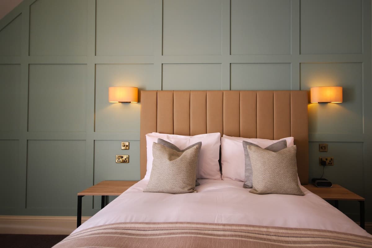 Familie tweepersoonskamer | Luxe beddengoed, een kluis op de kamer, individueel gedecoreerd