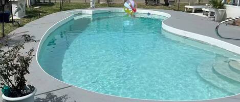 Piscina a l'aire lliure