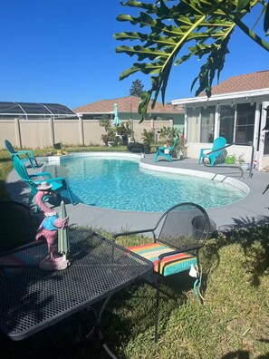 حمّام سباحة خارجي