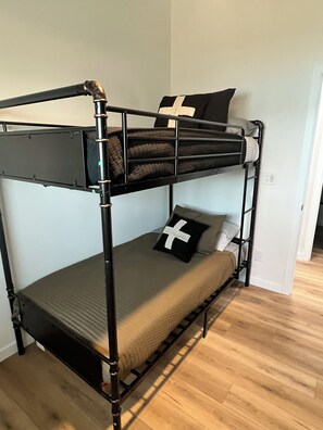 4 camere, ferro/asse da stiro, culla da viaggio, Wi-Fi