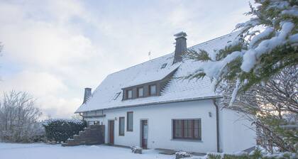 Am Südhang 27 Winterberg | Cozy holiday home near center & ski area