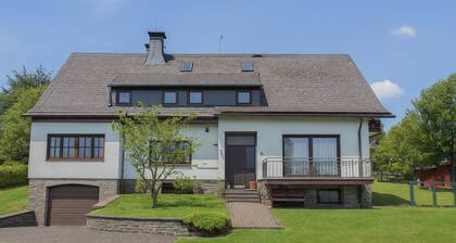 Am Südhang 27 Winterberg | Cozy holiday home near center & ski area