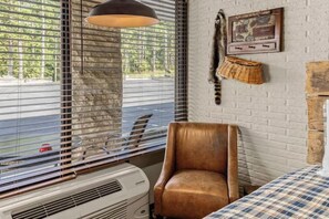 Fer et planche à repasser, Wi-Fi, draps fournis