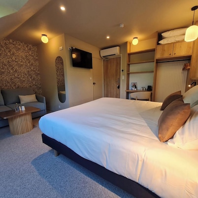 BRIT HOTEL CONFORT ALENCON