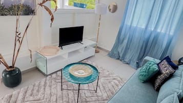 TV, books