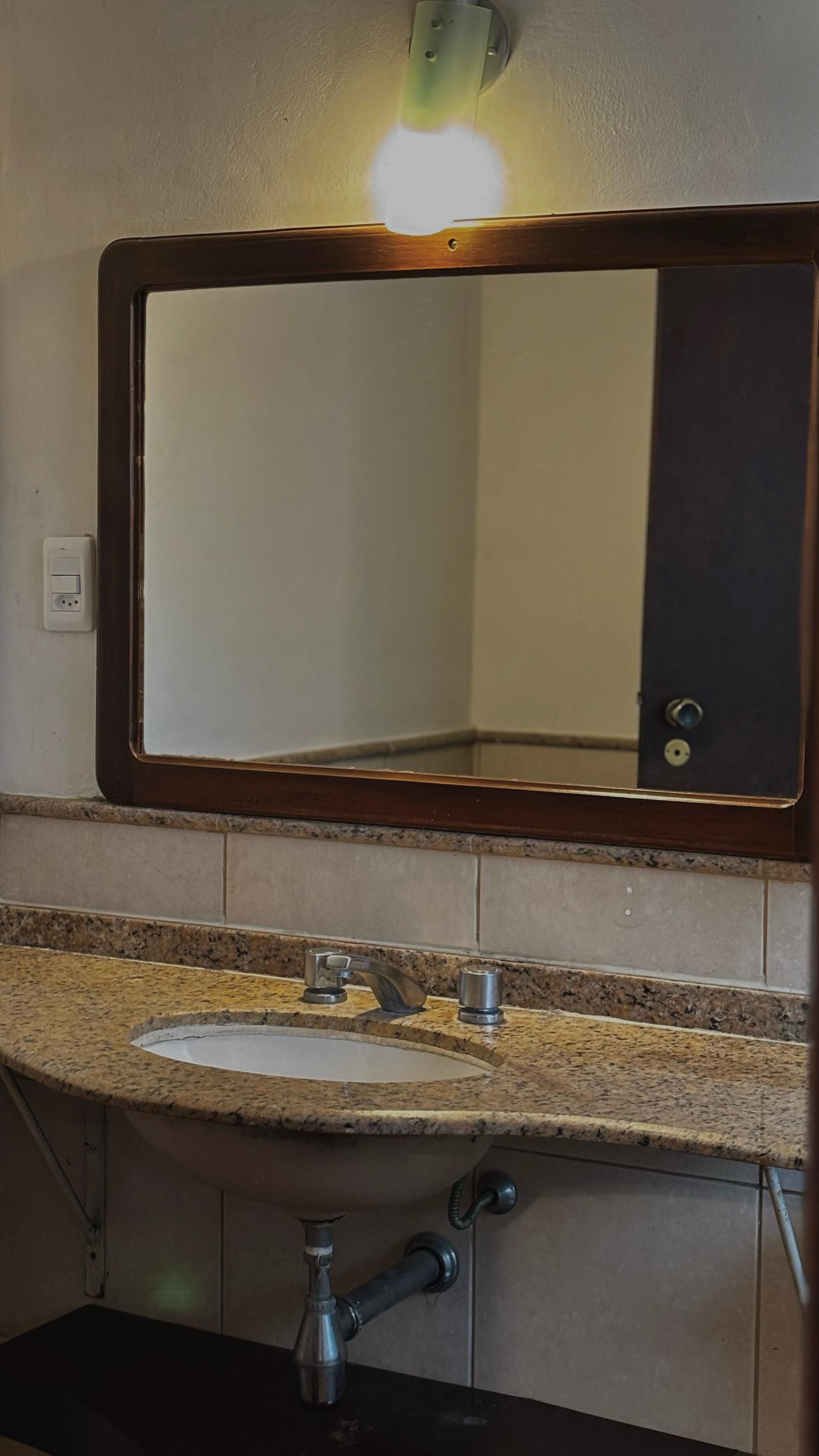 淋浴设施、毛巾