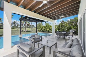 Terrace/patio - Golf Villa in Bavaro - Pool, Jacuzzi, Staff (Punta Cana)