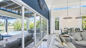 Comfort Villa, Patio, Garden View | Living area - Golf Villa in Bavaro - Pool, Jacuzzi, Staff (Punta Cana)