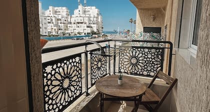 Enjoy Your Vacation Here, 1 min to The Beach, Only for families !!