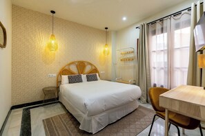 2 chambres, fer et planche à repasser, accès au Wi-Fi (inclus)
