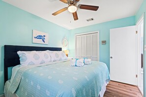 Condo, 1 King Bed with Sofa bed, Patio, Garden View (Beachwood Villas Unit 4A) - Beachwood Villas Escape 1bd/1ba Getaway-sleeps 4-steps From 30A Beaches! (Santa Rosa Beach)