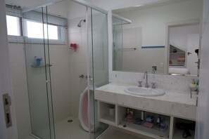 Towels, toilet paper