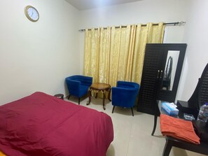 1 bedroom, iron/ironing board, WiFi