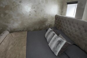 3 chambres, fer et planche à repasser, Wi-Fi gratuit, draps fournis