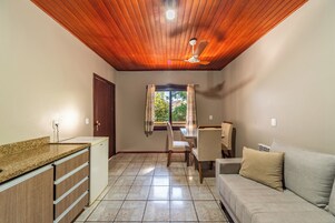 Suite monolocale familiare | Cucina privata
