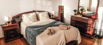 Fun and Fly House! Family home with games room, a place to create memories.